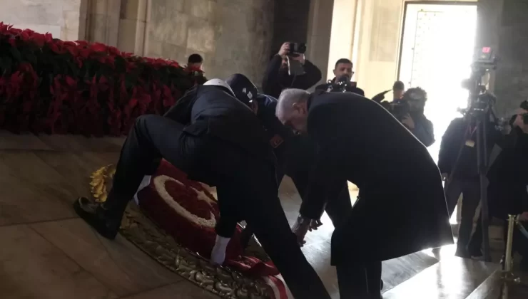 Anıtkabir’de 10 Kasım töreni