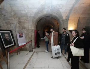 Anıtkabir’de Atatürk Portresi Sergisi