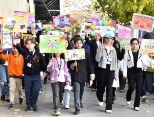 Ankara Büyükşehir Belediyesi Çocuk Meclisi, Dünya Çocuk Hakları Günü’nde Basın Açıklaması Yaptı