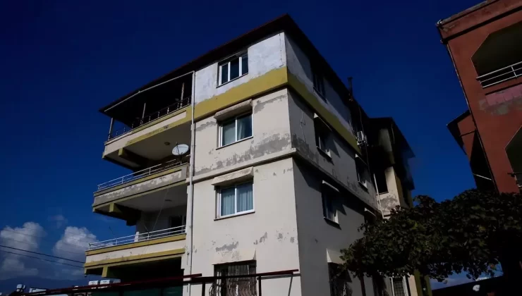 Antakya’da Çatı Katında Yangın