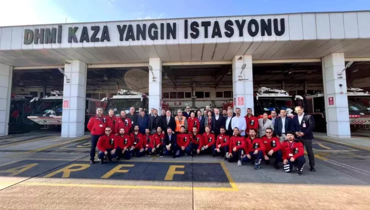 Antalya Havalimanı’nda Yangın Başarılı Müdahale