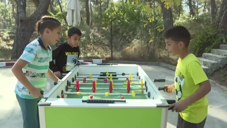 Antalya’da Ara Tatilde Gençlik Kampı Düzenlendi