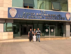 Antalya’da Gasp Suçlusu Yakalandı