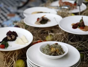 Antalya’da Keçiboynuzundan 36 Çeşit Yeni Yiyecek Üretildi