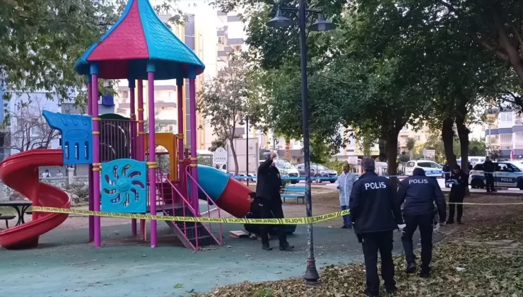Antalya’da Parkta Silahlı Saldırı