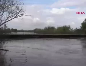 Antalya’da Şiddetli Sağanak Sonrası Tahliye ve Kurtarma Çalışmaları