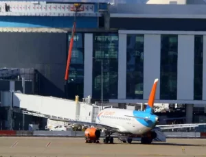 Antalya’da Uçak Yangını Korkuttu