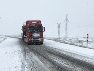 Ardahan’da Damal-Posof kara yolunda ulaşım normale döndü