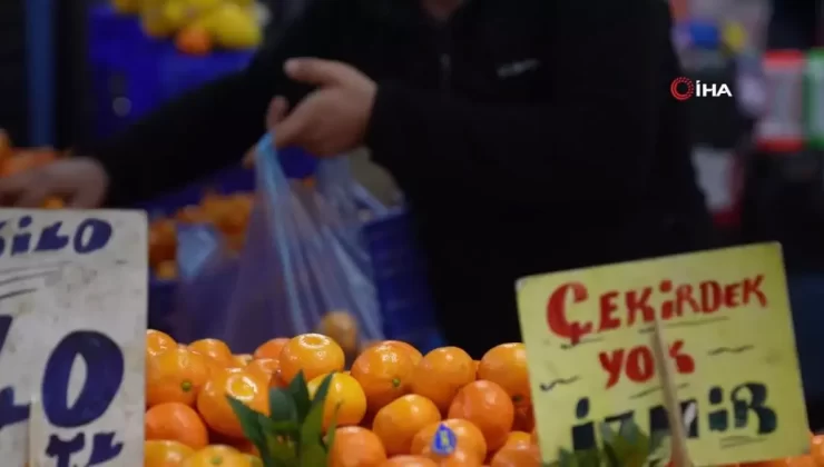 Arnavutköy’de Zabıta Ekipleri Pazar Denetimleri Yapıyor