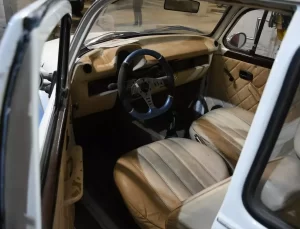 Arnavutluk’ta Klasik Araç Müzesi