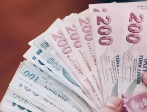 Asgari ücret zammında 2 ihtimal üzerinde duruluyor