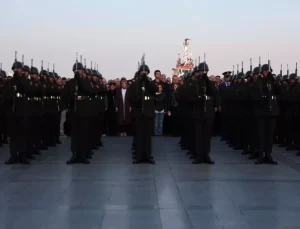 Atatürk, 86. Yılında İzmir’de Anıldı