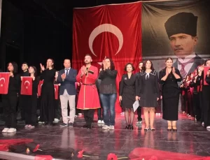 Atatürk İçin Anma Töreni