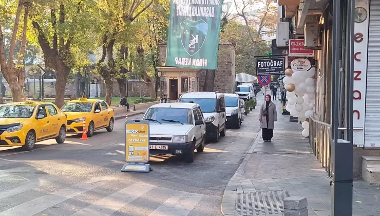 Atatürk İçin Saygı Duruşu