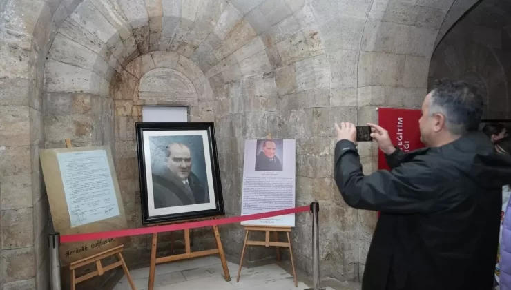 Atatürk Portresi Sergisi Anıtkabir’de