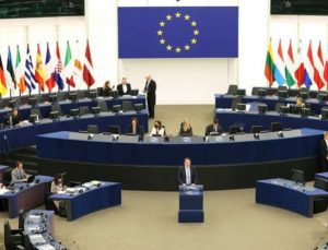 Avrupa Parlementosu yeni Avrupa Komisyonu ekibini onayladı