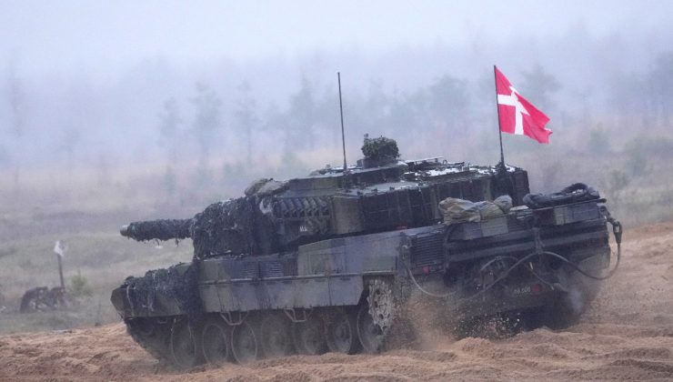 Avrupa savaşa hazırlanıyor: Hayatta kalma rehberleri dağıtılıyor