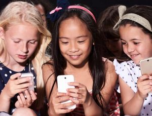 Avustralya, 16 yaş altı çocuklara sosyal medya yasağı getirmeyi planlıyor