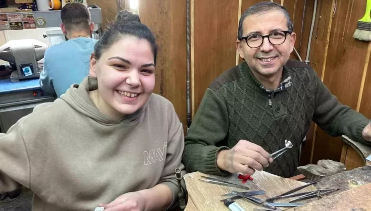 Aydın’ın İlk Kadın Kuyumcusu Yetişiyor