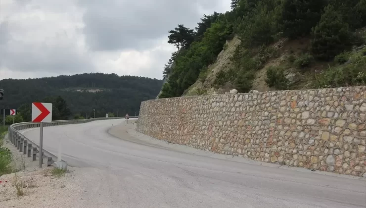 Aynalı Kaya Yolu Yeniden Ulaşıma Açıldı