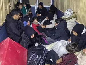 Ayvacık’ta 49 Düzensiz Göçmen Yakalandı