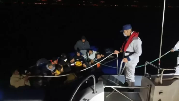 Ayvalık’ta 18 Düzensiz Göçmen Yakalandı