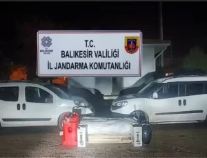 Ayvalık’ta 3 İnsan Kaçakçısı Yakalandı