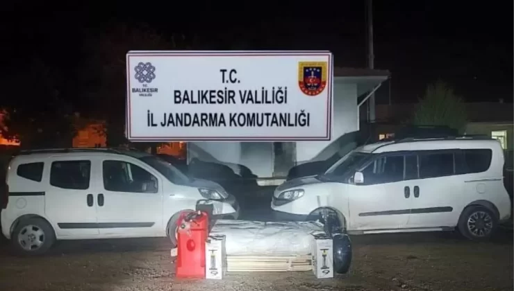 Ayvalık’ta 3 İnsan Kaçakçısı Yakalandı