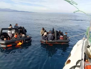 Ayvalık’ta 35 Göçmen Kurtarıldı