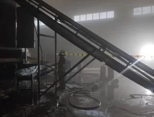 Bafra’da Fabrikada Yangın Çıktı