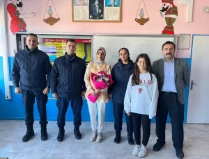 Bafra’da jandarma öğretmenlerin Öğretmenler Günü’nü kutladı