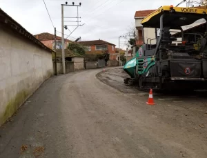 Bafra’da Yol ve Kaldırım Çalışmaları Sürüyor