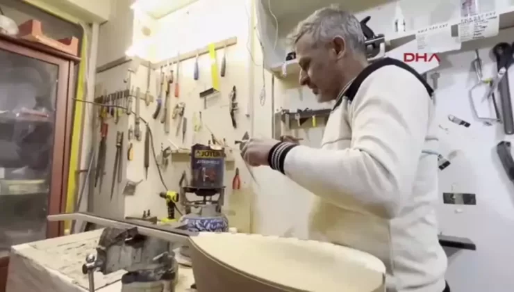 Bağlama Sevgisiyle Usta Olmuş: Turan Çakmakçı’nın Hikayesi