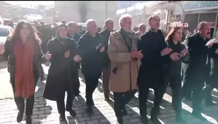 Bahçesaray’da Kayyum Ataması Protesto Edildi