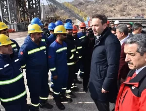 Bakan Bayraktar, 24 Kasım Öğretmenler Günü’nde Gabar’da öğretmenlerle bir araya geldi Açıklaması