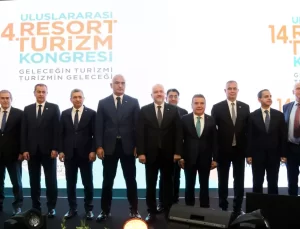 Bakan Ersoy: Turizmimizi deniz- kum- güneş üçgeninden çıkarıp, çeşitlendirdik