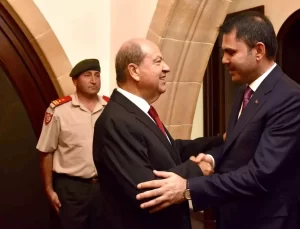 Bakan Kurum, KKTC Cumhurbaşkanı Tatar ile görüştü