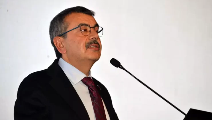Bakan Tekin: 2025 yılında 300 bin öğretmen ünvan alacak (2)