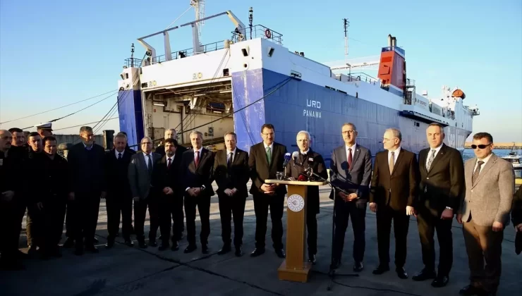 Bakan Uraloğlu, Karasu Limanı’nda incelemede bulundu Açıklaması