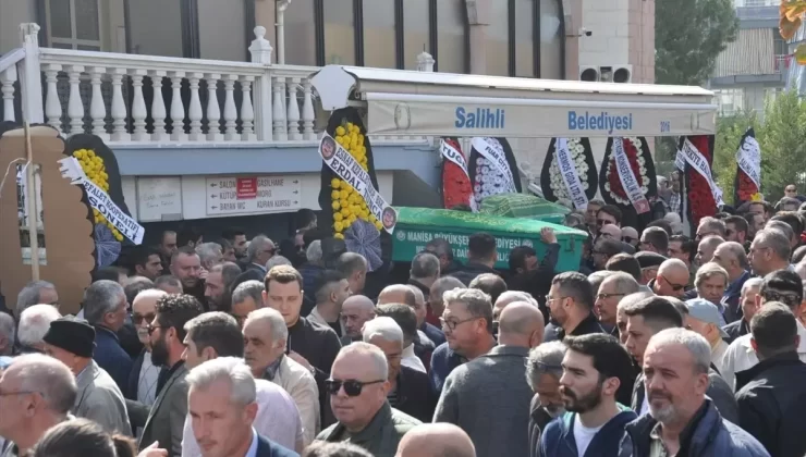 Balıkesir’deki trafik kazasında baba ve oğlu hayatını kaybetti