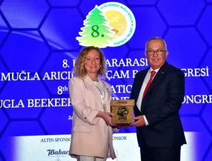 Balıkesir’e Uluslararası kongrede arıcılık ödülü