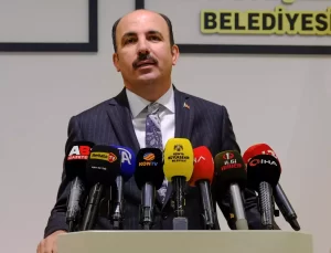 Başkan Altay’dan Kayyum ve Bütçe Uyarısı