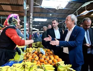 Başkan Kocagöz, Kepez’de Halkla Buluşuyor