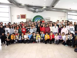 Başkan Kurt, Odunpazarı Spor Kulübü Atletizm Takımı ile Buluştu