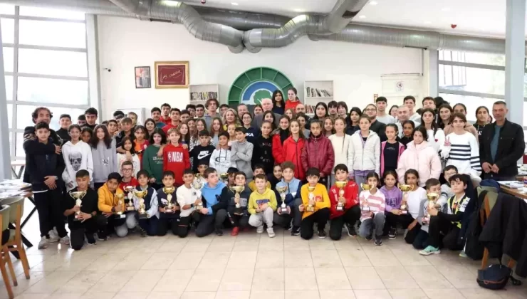 Başkan Kurt, Odunpazarı Spor Kulübü Atletizm Takımı ile Buluştu