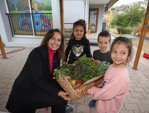 Başkan Ünsal: Çocuklarımız en iyi eğitimi hak ediyor