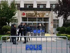 Başkanlar Görevden Uzaklaştırıldı