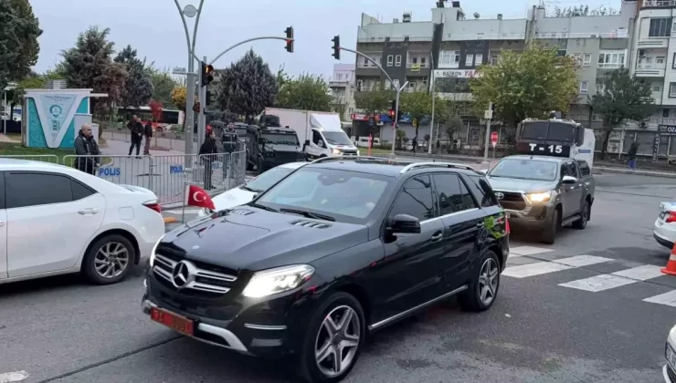 Batman Belediyesine Vali Ekrem Canalp Kayyum Olarak Atandı