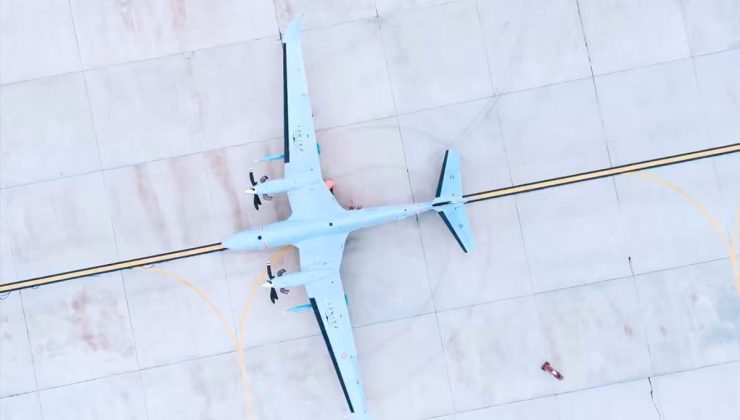 Bayraktar AKINCI TİHA, İHA-230 füzesi ile 155 kilometreden vurdu