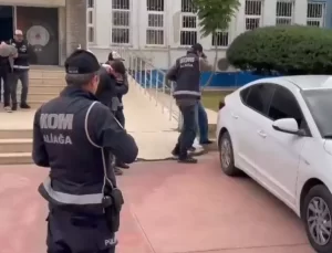 Bergama’da Silah ve Uyuşturucu Operasyonu: 4 Kişi Tutuklandı